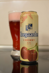 Пивной напиток "Hoegaarden" Хугарден со вкусом вишни , нефильтрованное  (ж/б 0,45л)